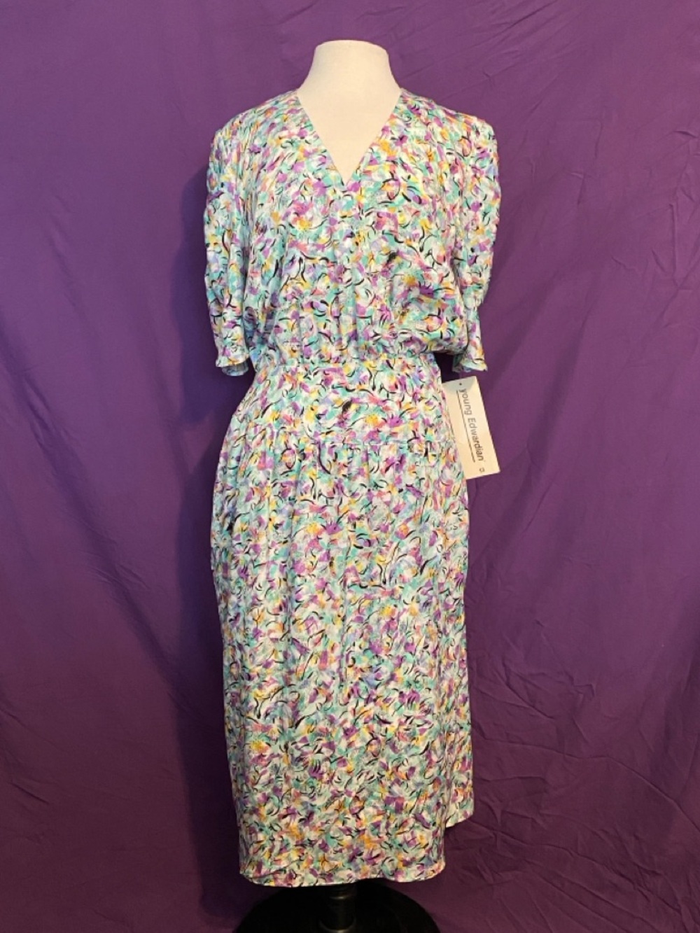 NWT Vintage 80s Young Edwardian V-Neck Abstract Pastel Midi Dress. Size L.